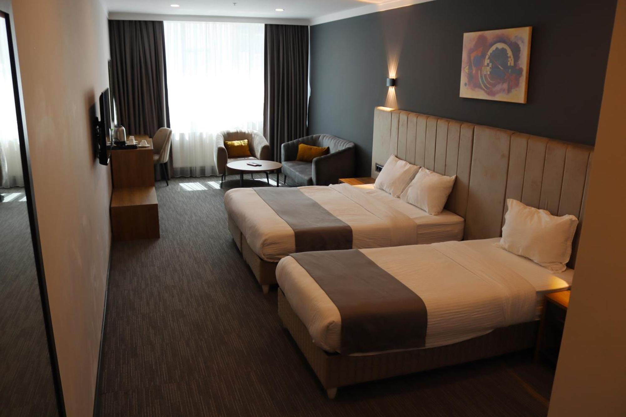 Home Plus Hotel Istanbul Ngoại thất bức ảnh