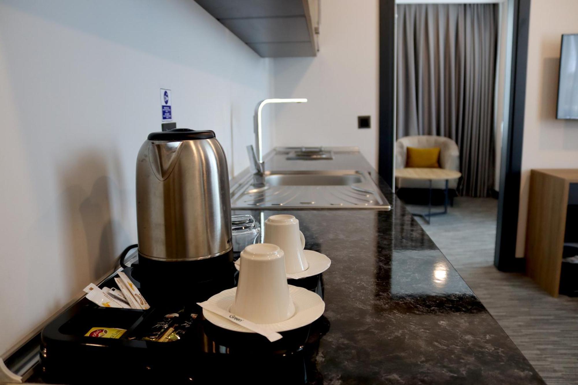Home Plus Hotel Istanbul Ngoại thất bức ảnh