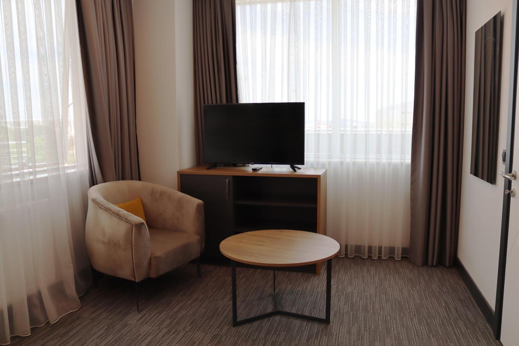 Home Plus Hotel Istanbul Ngoại thất bức ảnh