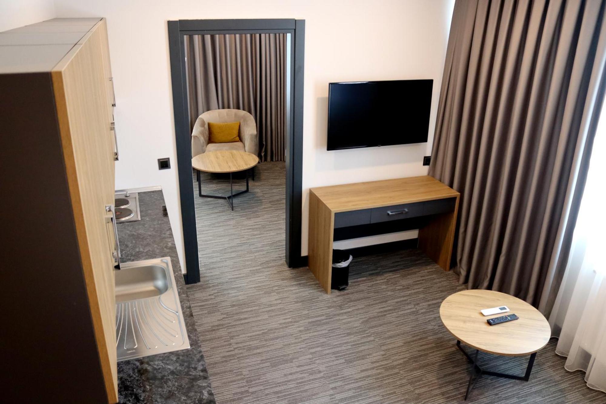 Home Plus Hotel Istanbul Ngoại thất bức ảnh