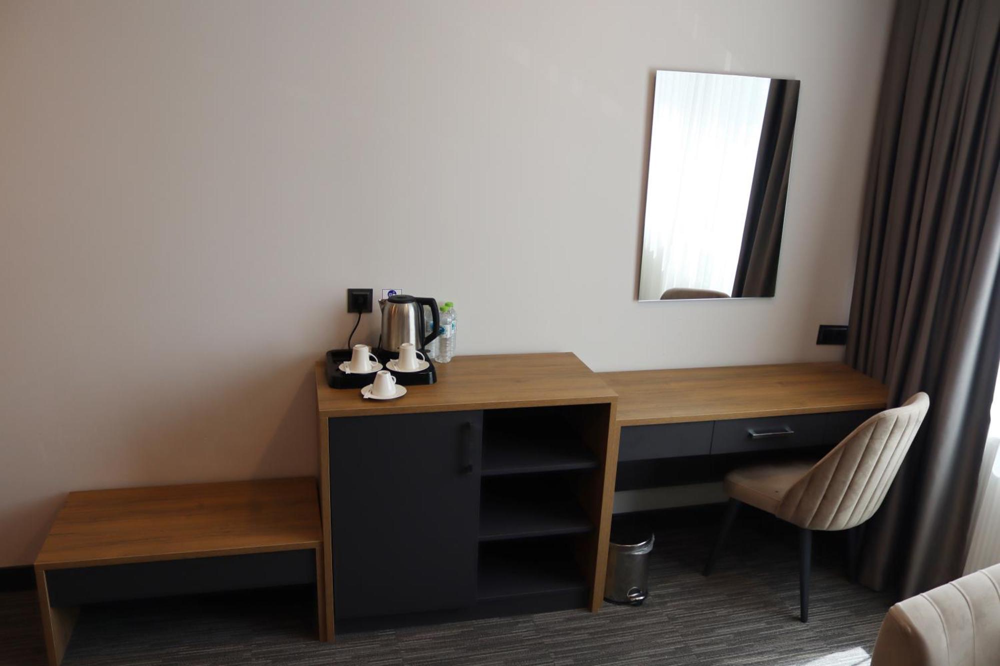 Home Plus Hotel Istanbul Ngoại thất bức ảnh