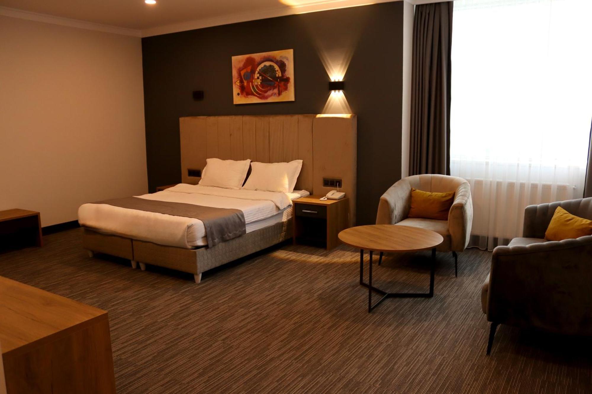 Home Plus Hotel Istanbul Ngoại thất bức ảnh