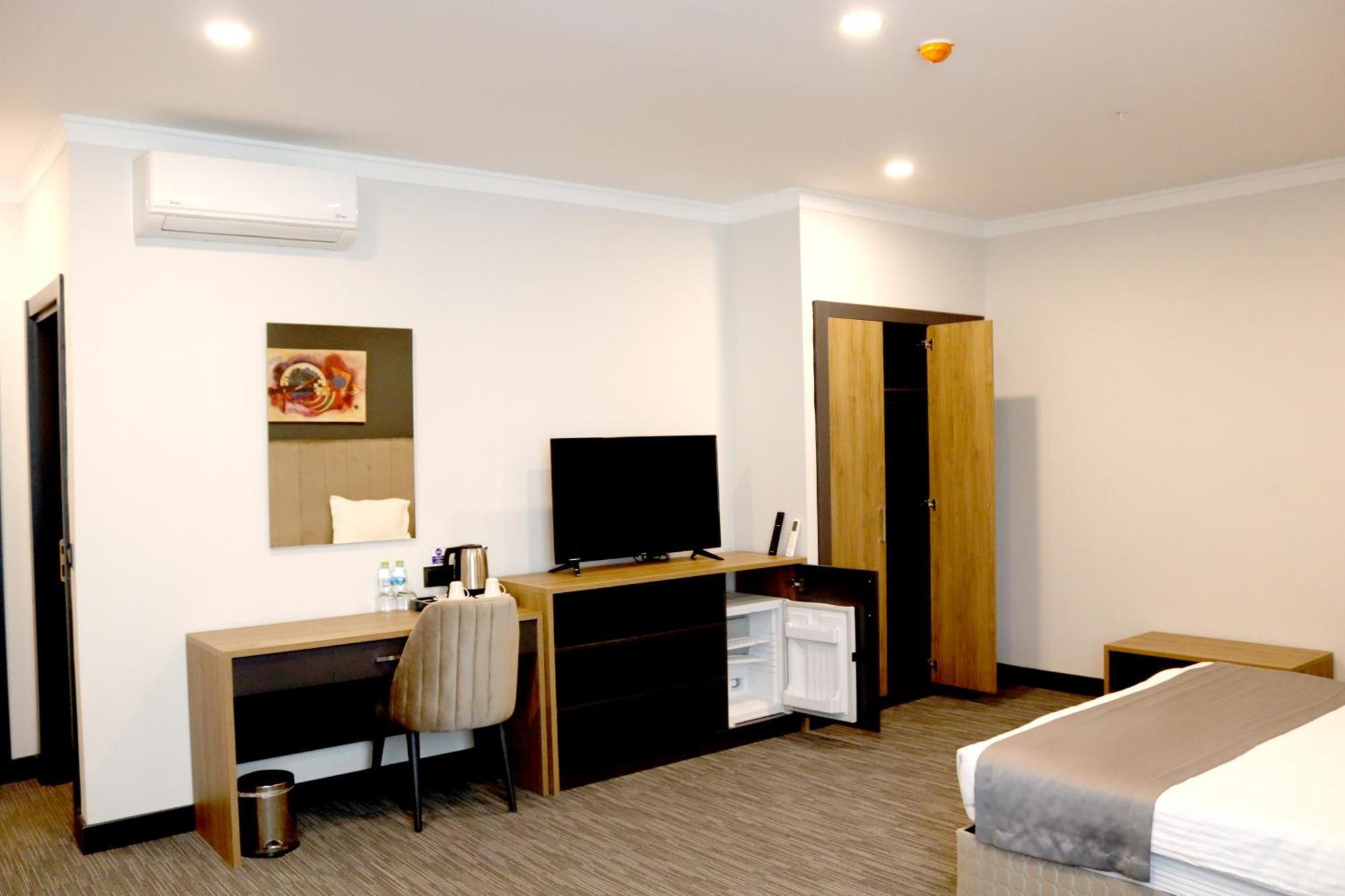 Home Plus Hotel Istanbul Ngoại thất bức ảnh