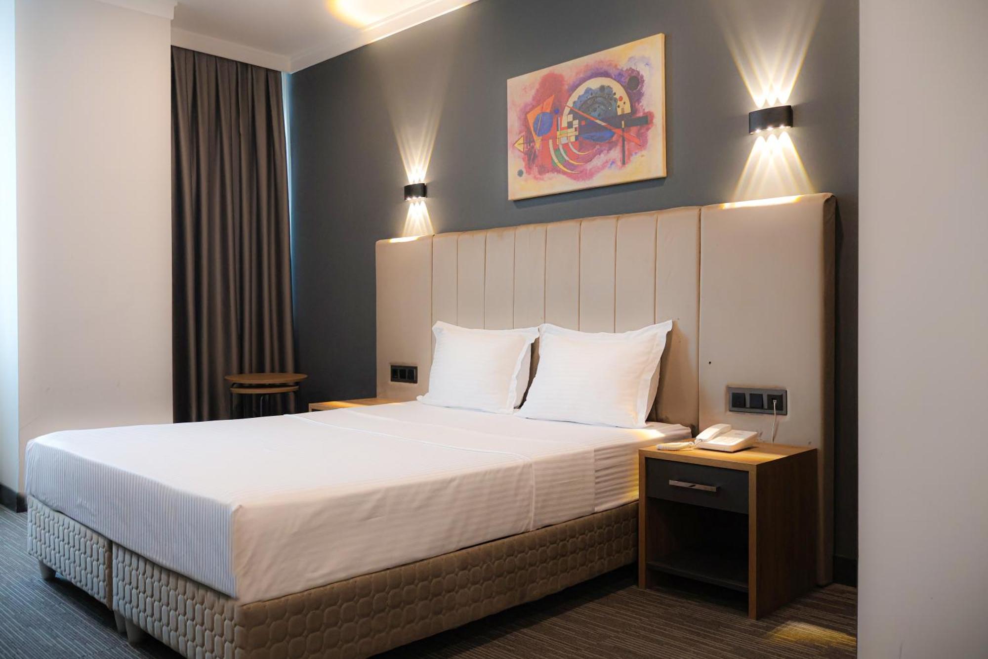 Home Plus Hotel Istanbul Ngoại thất bức ảnh