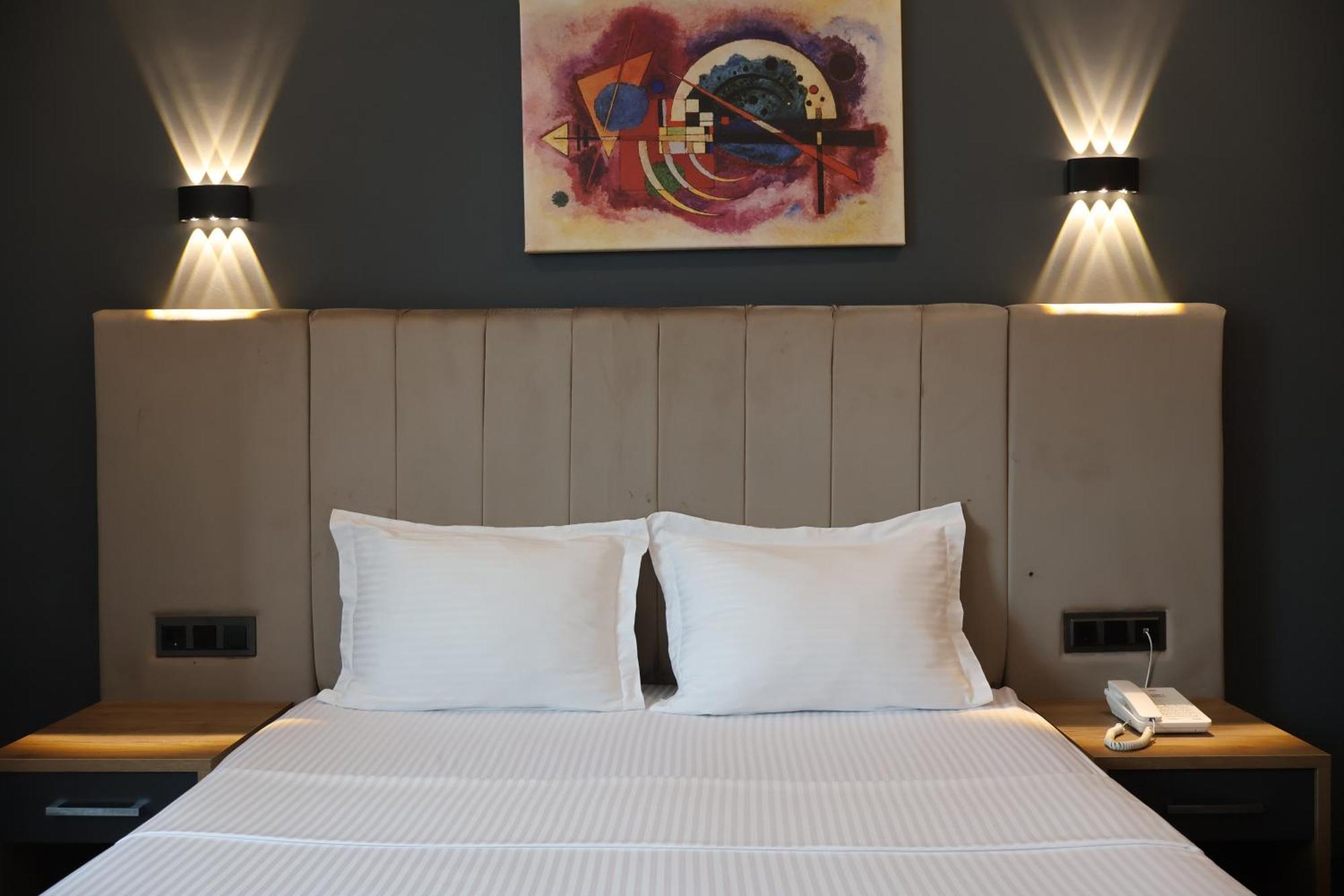 Home Plus Hotel Istanbul Ngoại thất bức ảnh